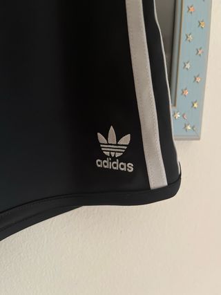 Shorts Adidas - Cortos negros
