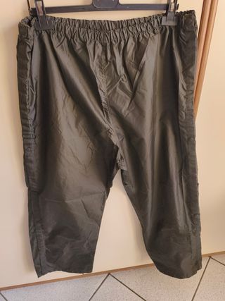 Pantaloni antipioggia militari tg.52 
