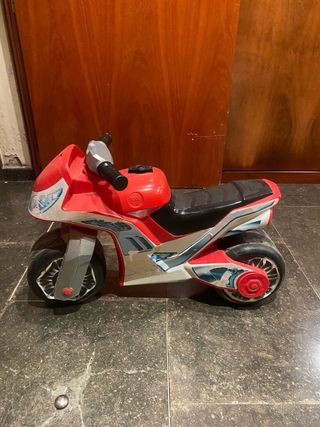 Moto correpasillos