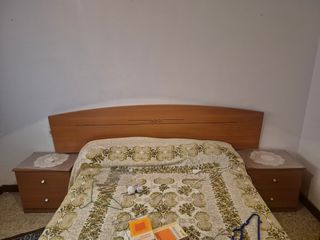 Cómoda antigua de madera