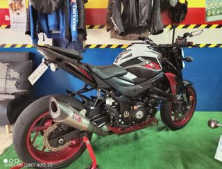 SUZUKI GSX-S 750 EDIDIÓN ESPECIAL