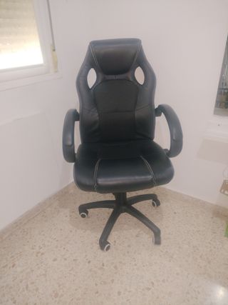 Silla gaming negra oficina