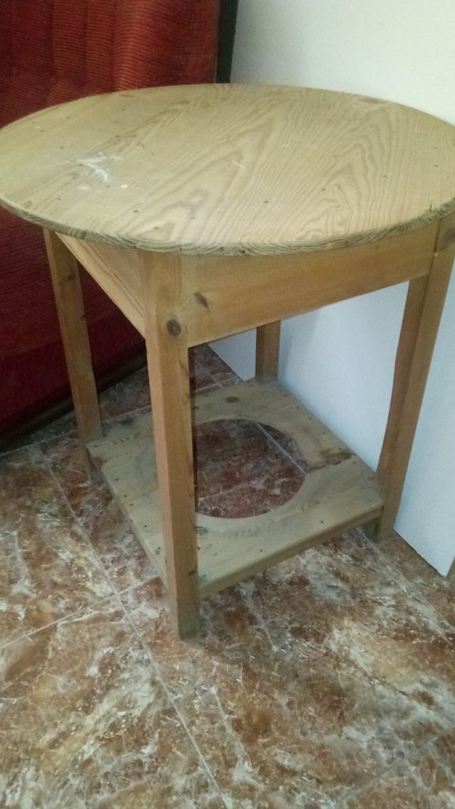 Mesita madera redonda
