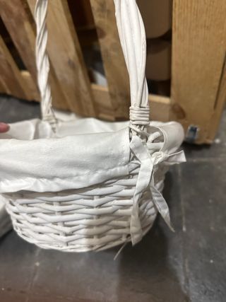 2 Cestas mimbre blancas