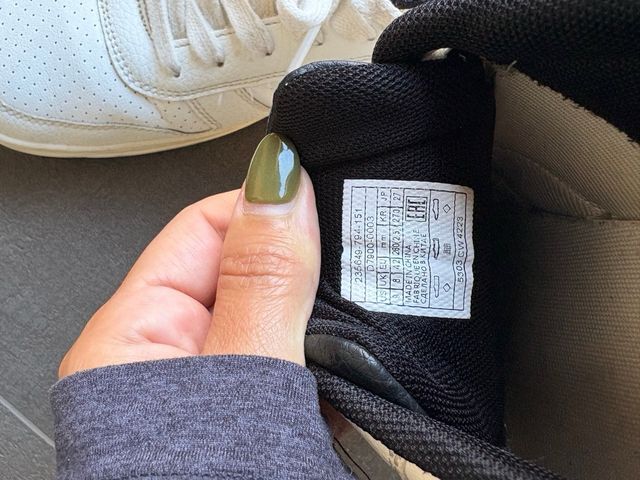 Zapatillas Levi's blancas