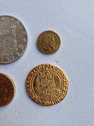 4 Monedas antiguas: réplicas