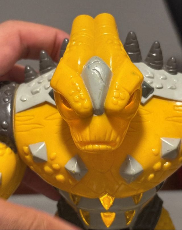 Gormiti Gheos 20cm - Figurina Snodabile