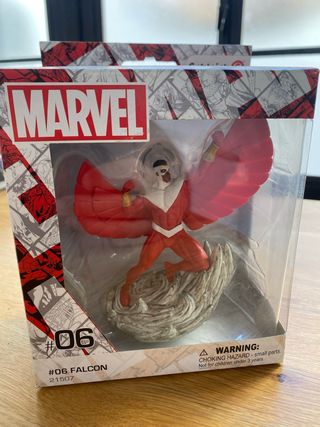 Figura Falcon Marvel #06