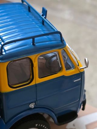 Camion Alfa Romeo Mille 1/43