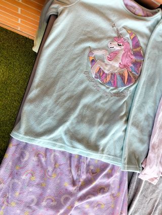Pijamas niña - Unicornio y corazones
