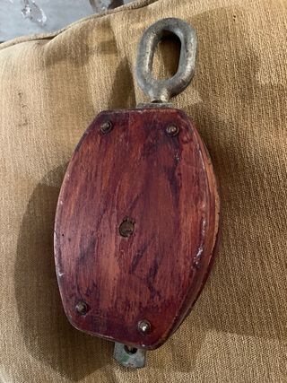 Polea antigua de barco