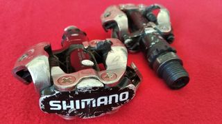 Shimano Pedales PD-M323 + PD-M520 SPD
