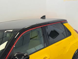 RENAULT 5 E-TECH TECHNO 