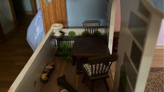 Casa delle bambole: mobili da giardino