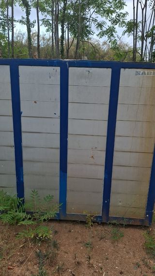 Caja transporte ganado