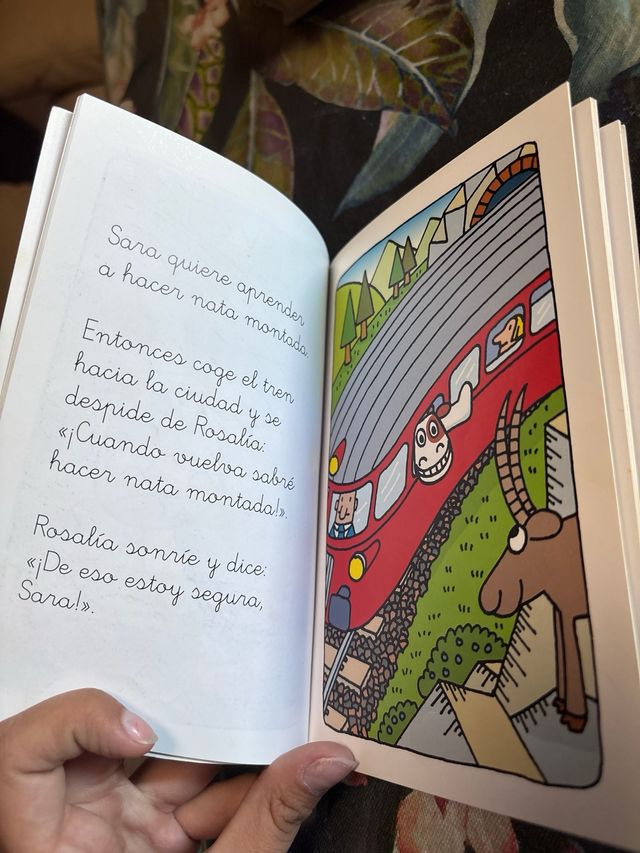 La vaca Sara y la nata montada (letra cursiva)