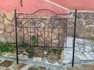 Testiera in ferro battuto nero 135 cm