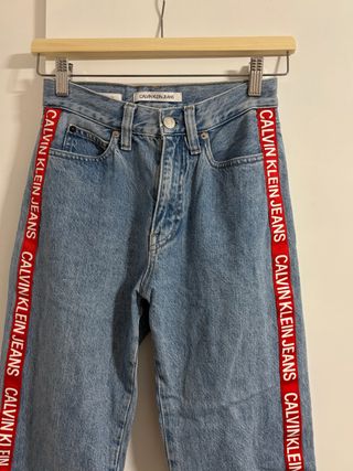 Jeans Calvin Klein - Tiro Alto