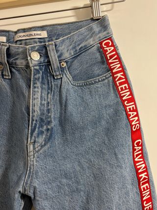 Jeans Calvin Klein - Tiro Alto
