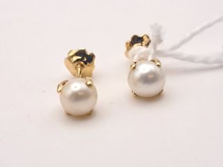 Pendientes perla oro 18K