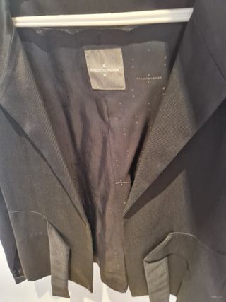 Chaqueta negra Roberto Verino