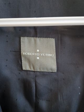 Chaqueta negra Roberto Verino