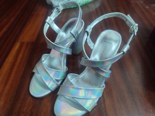 Sandalias New Look holográficas 37