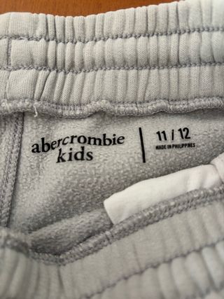 Shorts Abercrombie grises