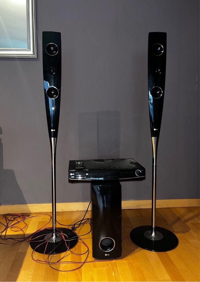 Altavoces y DVD LG - Home Cinema