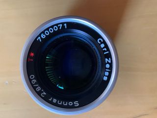 Carl Zeiss Sonnar 90mm f/2.8 Contax G