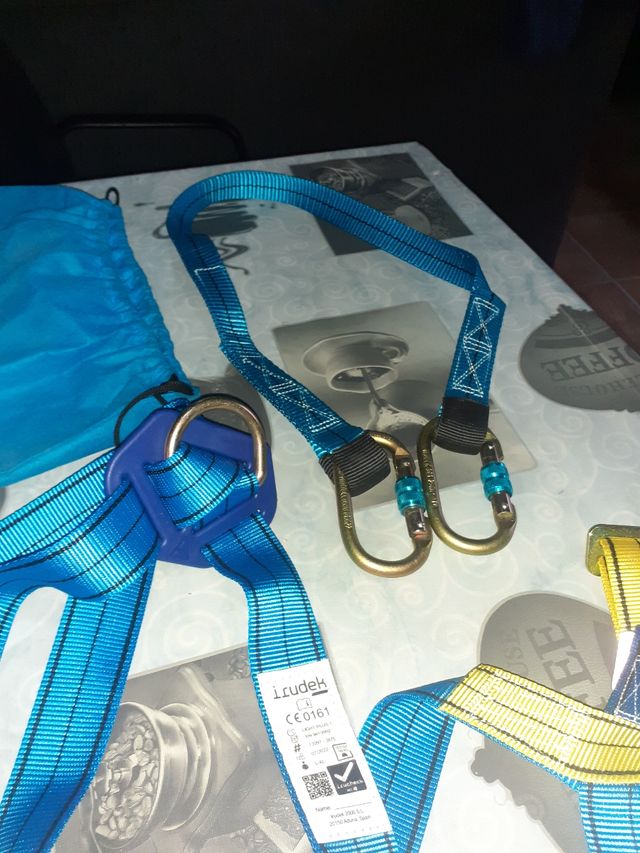 Arnés Irudek: nuevo, sin usar