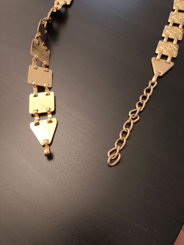 Cinturón dorado cadena mujer