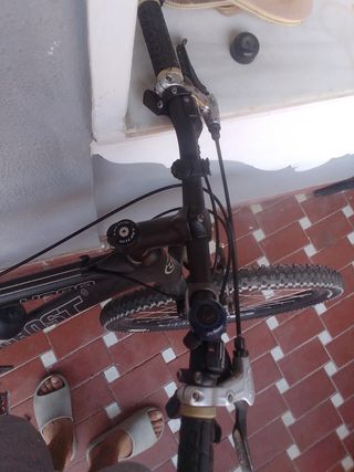 Bicicleta Ghost 1400