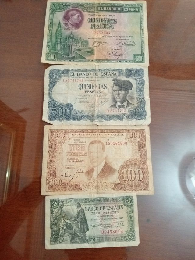 4 Billetes antiguos España cuanto ofreces?