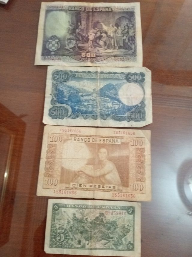 4 Billetes antiguos España cuanto ofreces?