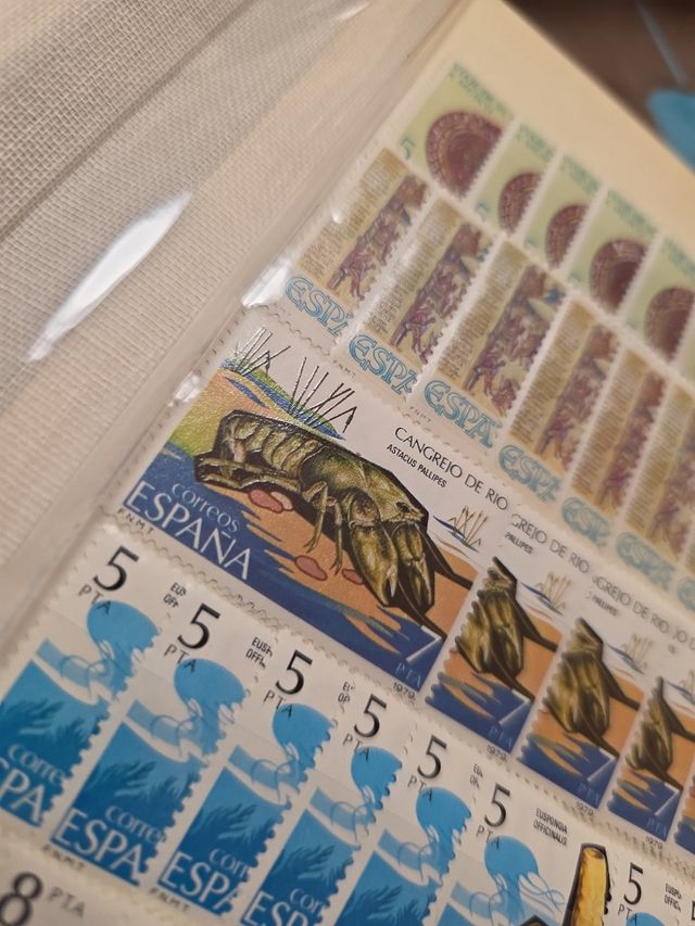 Sellos España: Fauna y Viajes (64uds)