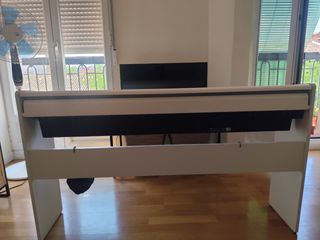 Piano digital Korg LP-180 WH blanco