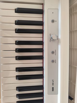 Piano digital Korg LP-180 WH blanco