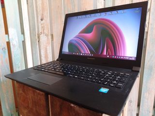 PORTÀTIL LENOVO-CPU CELERON-SSD+500GB-8GB RAM-15"