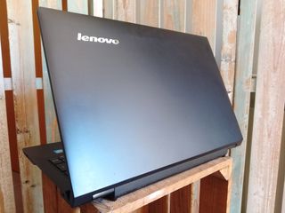 PORTÀTIL LENOVO-CPU CELERON-SSD+500GB-8GB RAM-15"