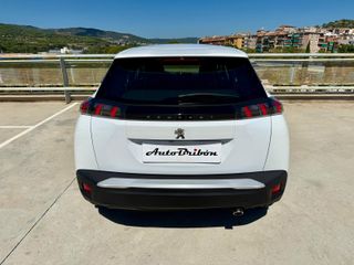 Peugeot 2008 2021