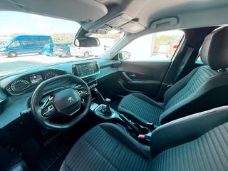 Peugeot 2008 2021