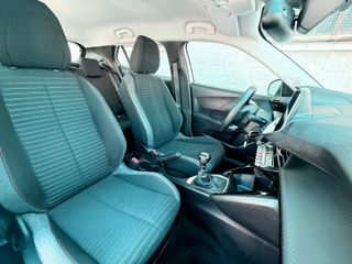 Peugeot 2008 2021
