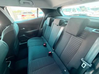 Peugeot 2008 2021