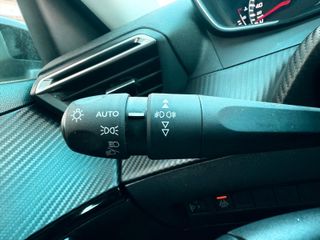 Peugeot 2008 2021