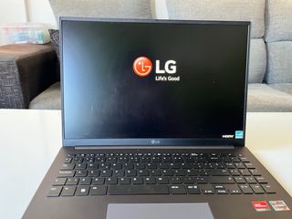 LG 16U70R Portátil Gris
