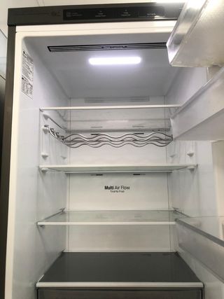 Nevera LG acero inoxidable como nueva 