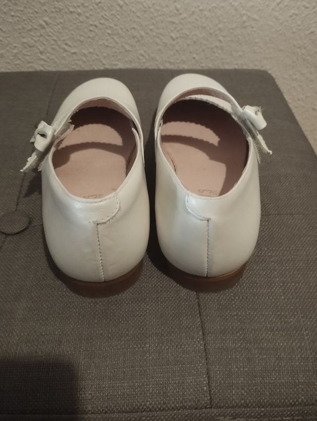 Zapatos comunión niña blanco roto/beige