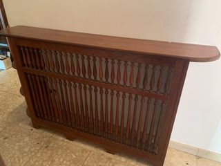Aparador-cubrerradiador madera marrón