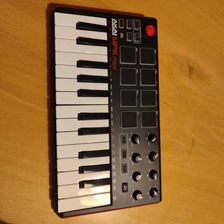 AKAI MPK Mini MKII: Teclado MIDI
